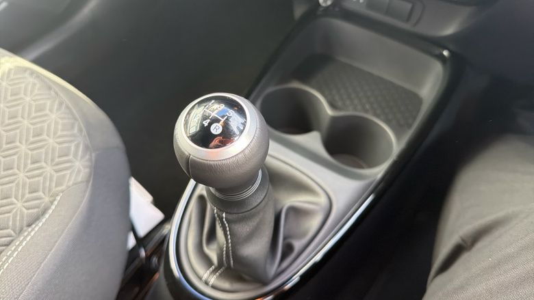 Toyota Aygo X 1.0 VVT-i Edge 5dr Petrol Hatchback